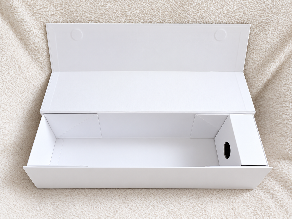 Custom Wine Box | Elegant Personalised Gift, Magnetic Closure | For Xmas, Anniversaries, Birthdays, Congratulations and Graduations